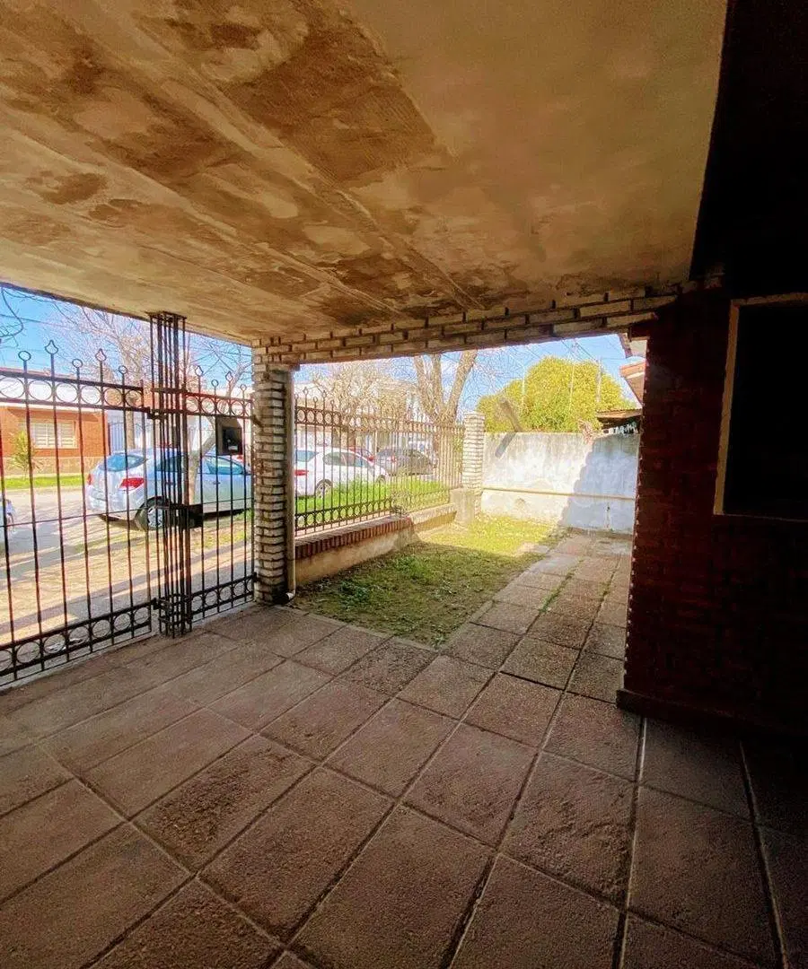 Se vende propiedad excelente zona para inversión 2