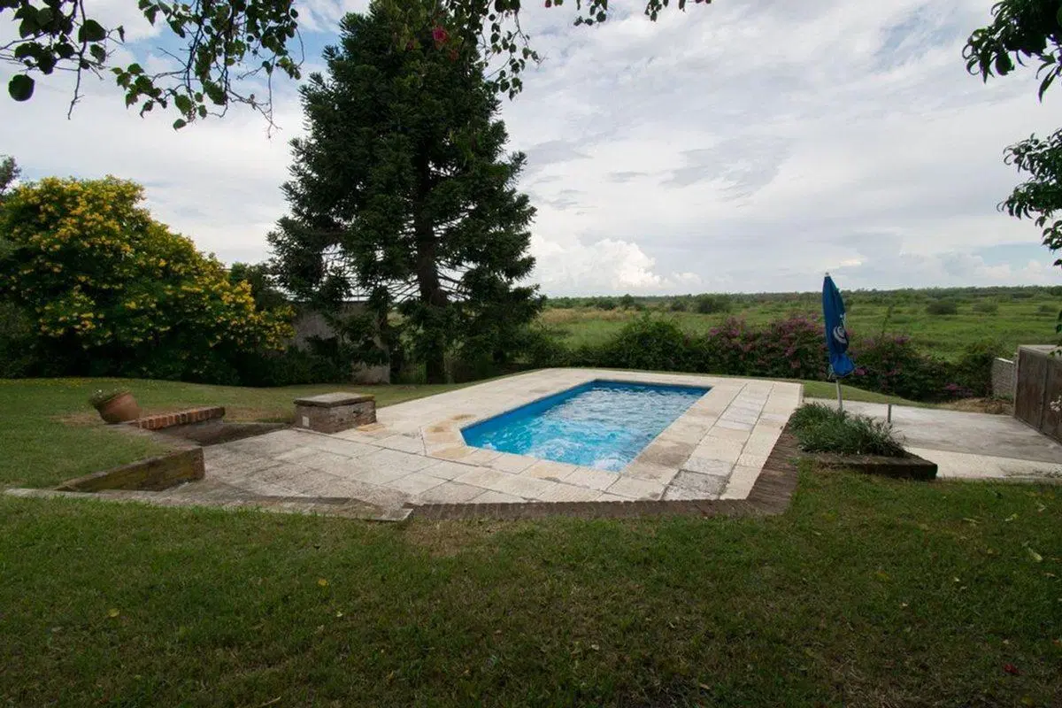 SE VENDE CASA QUINTA SOBRE EL RIO 5