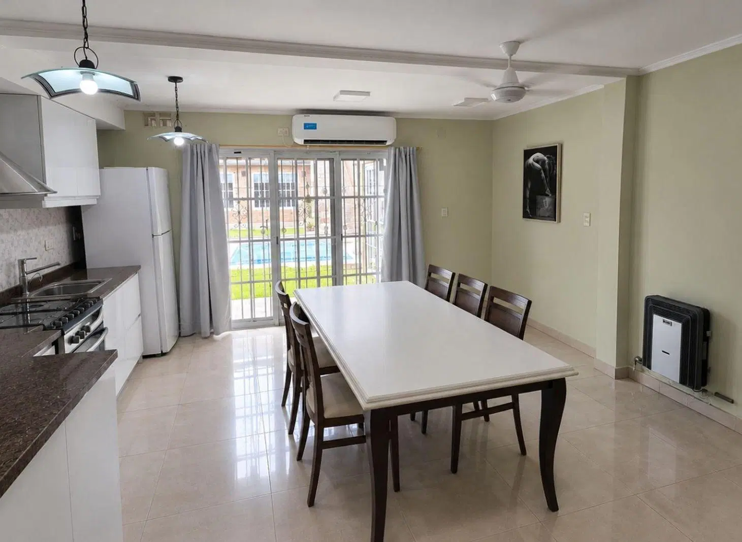 Se vende casa de 3 dormitorios en Santa Fe 5