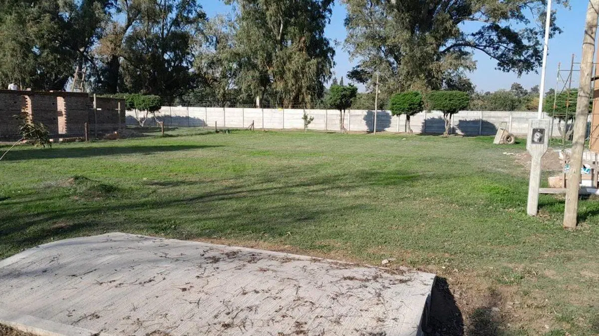 TERRENO EN VENTA EN LOS MOLINOS CON MEJORAS! 5