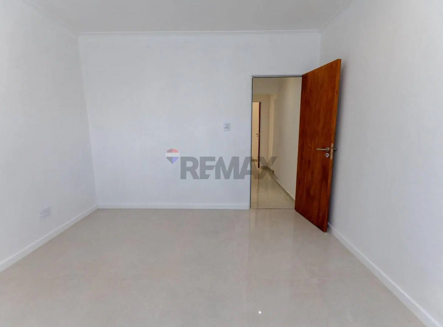 Casa EN VENTA 2 DORMITORIOS PATIO Y COCHERA 2