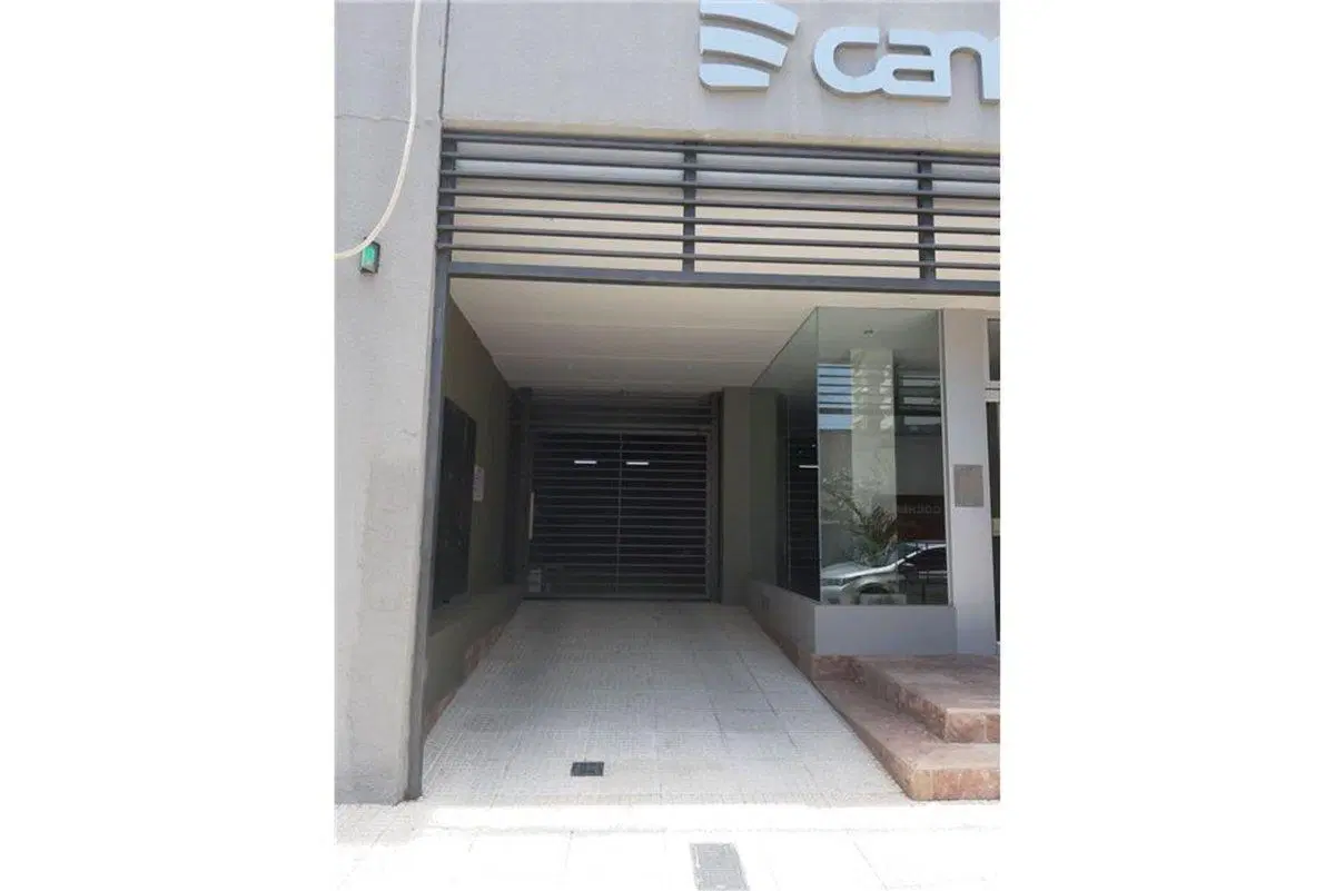 SE VENDE COCHERA EN TORRE PLATINA SANTA FE 4