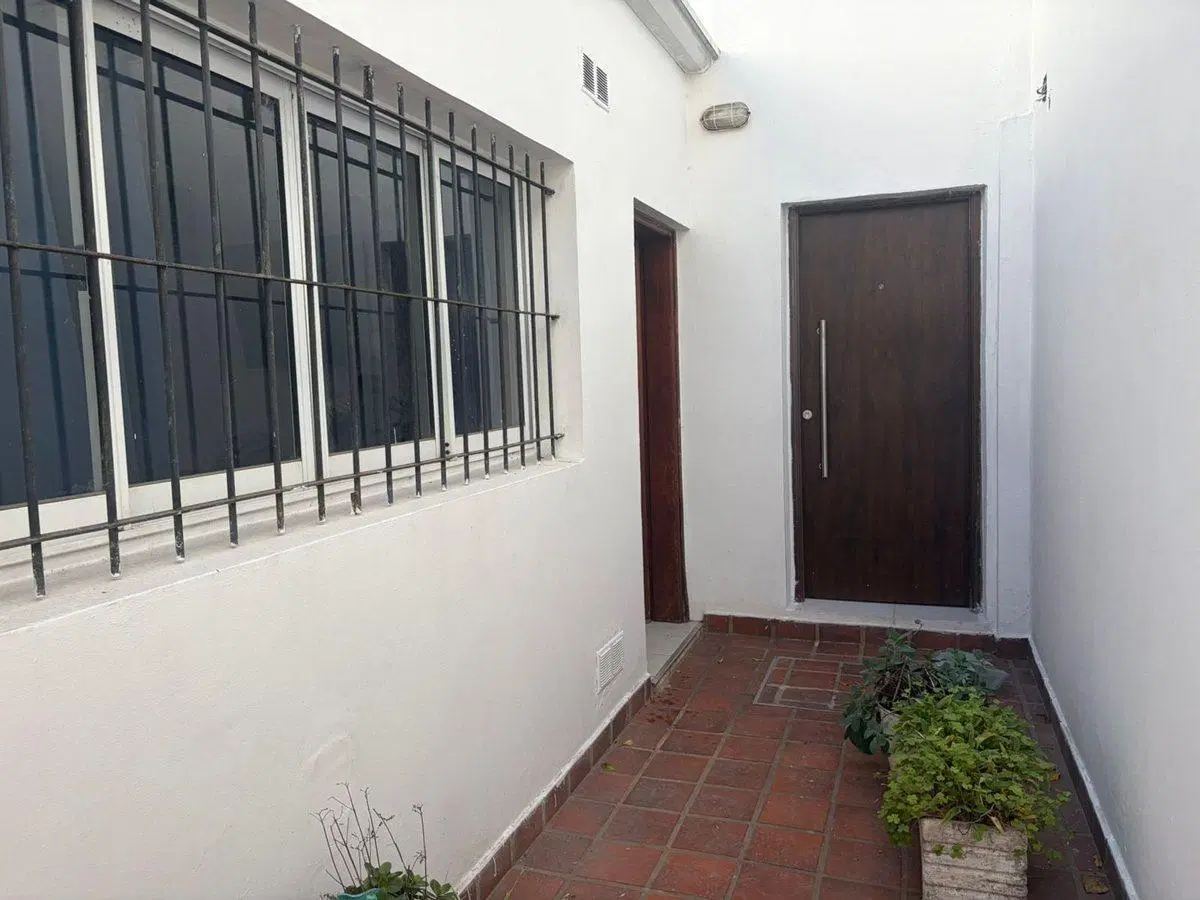En venta interno con patio en el centro SF 3