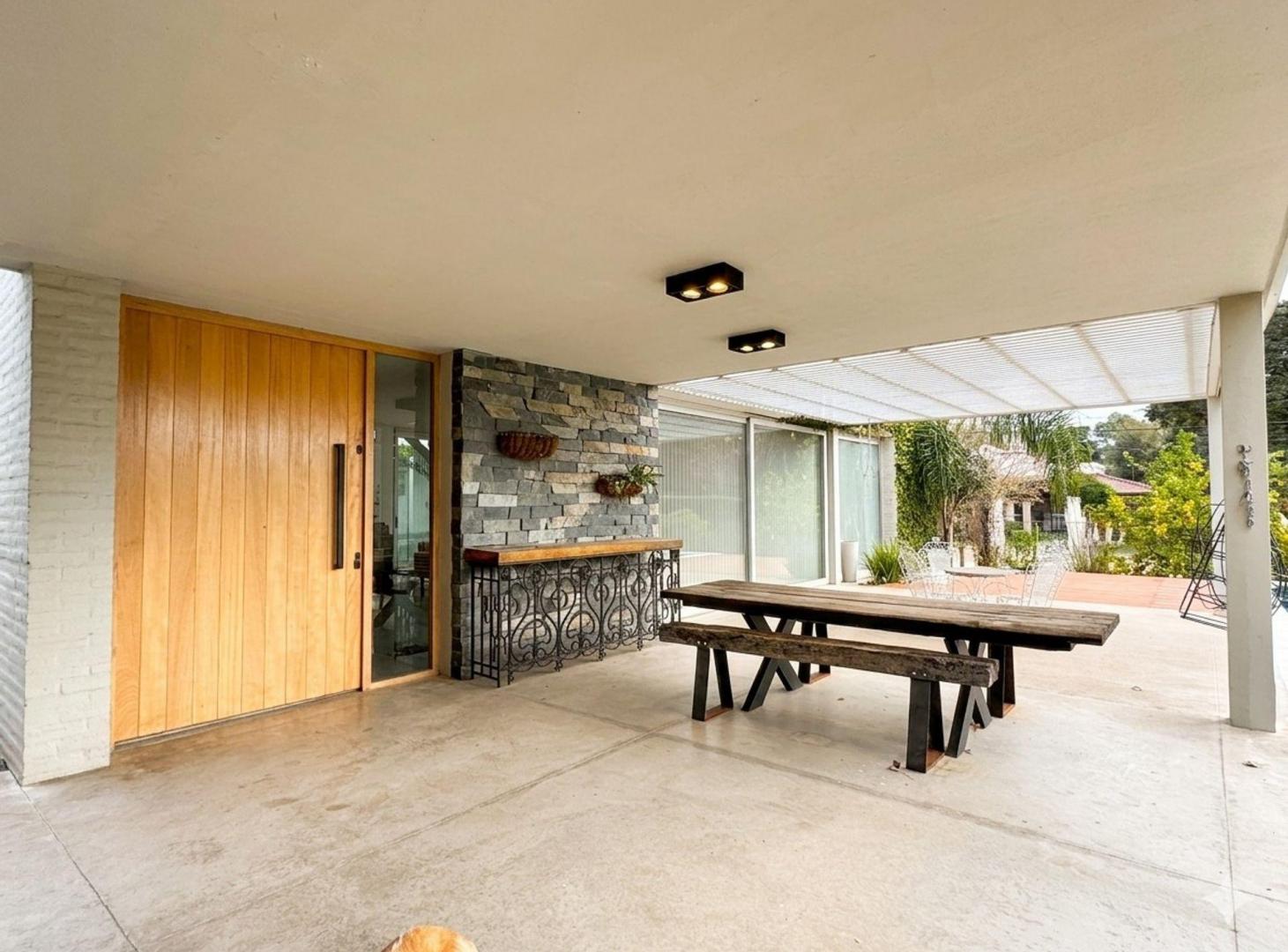 Foto de SE VENDE CASA PREMIUM EN COLASTINE, imagen 2