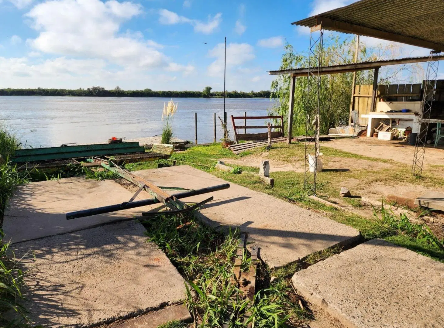 Se vende propiedad con lote al rio - Sauce Viejo 3