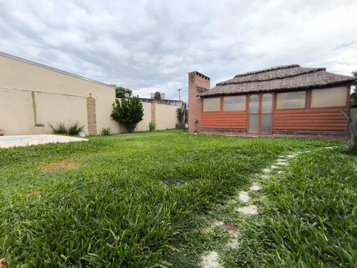 Se vende casa en Santo tome 8