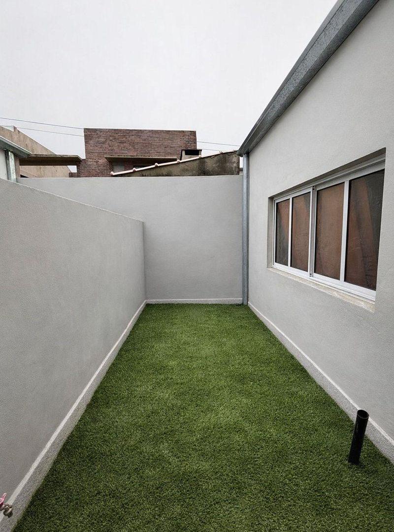 DPTO EN 1 DORM PB CON PATIO EN VENTA b°sgto Cabral