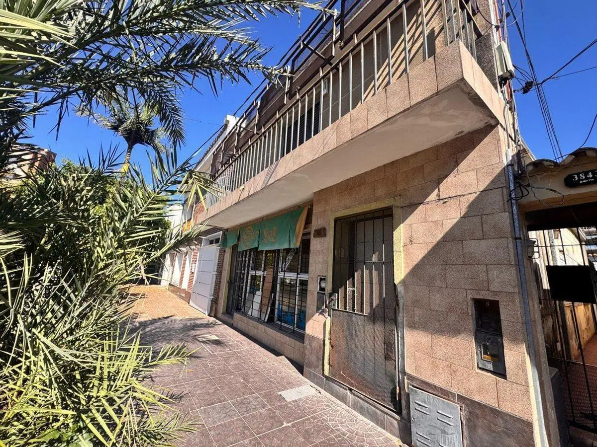 CASA EN CANDIOTI A REFACCIONAR 4