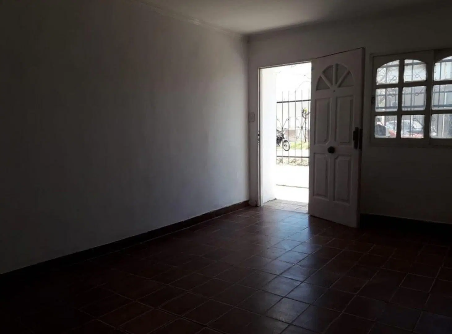 SE ALQUILA CASA 3 DORM EN SANTO TOME 3