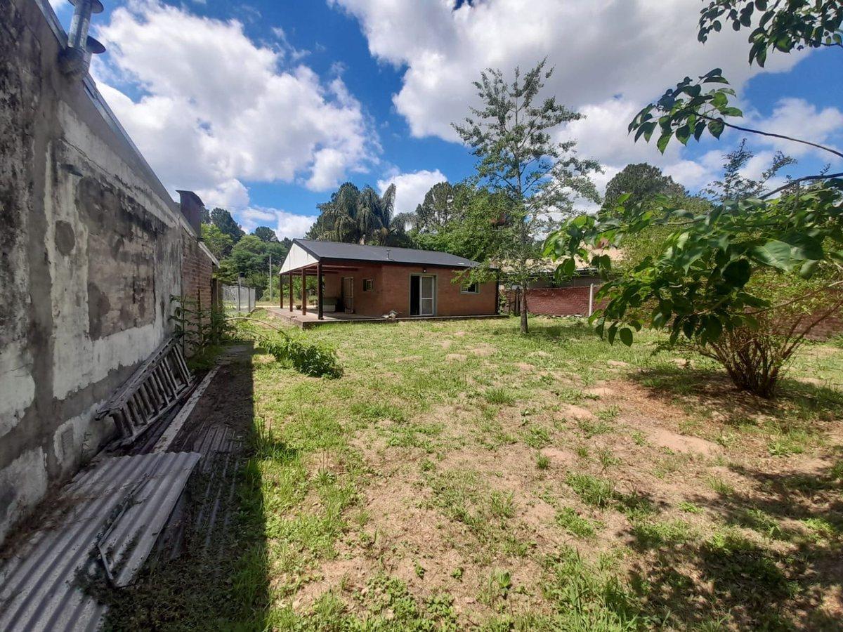 VENTA CASA A TERMINAR EN ARROYO LEYES A MTS RUTA