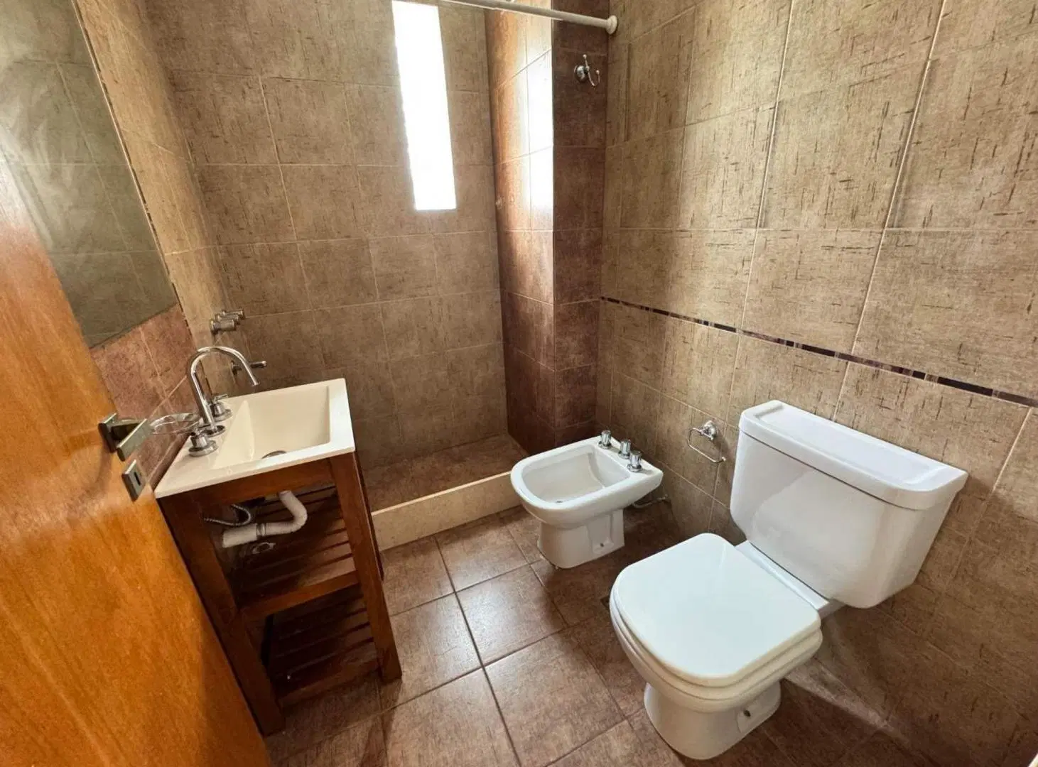 VENTA DEPARTAMENTO 2 DORMITORIOS BARRIO CANDIOTI 2