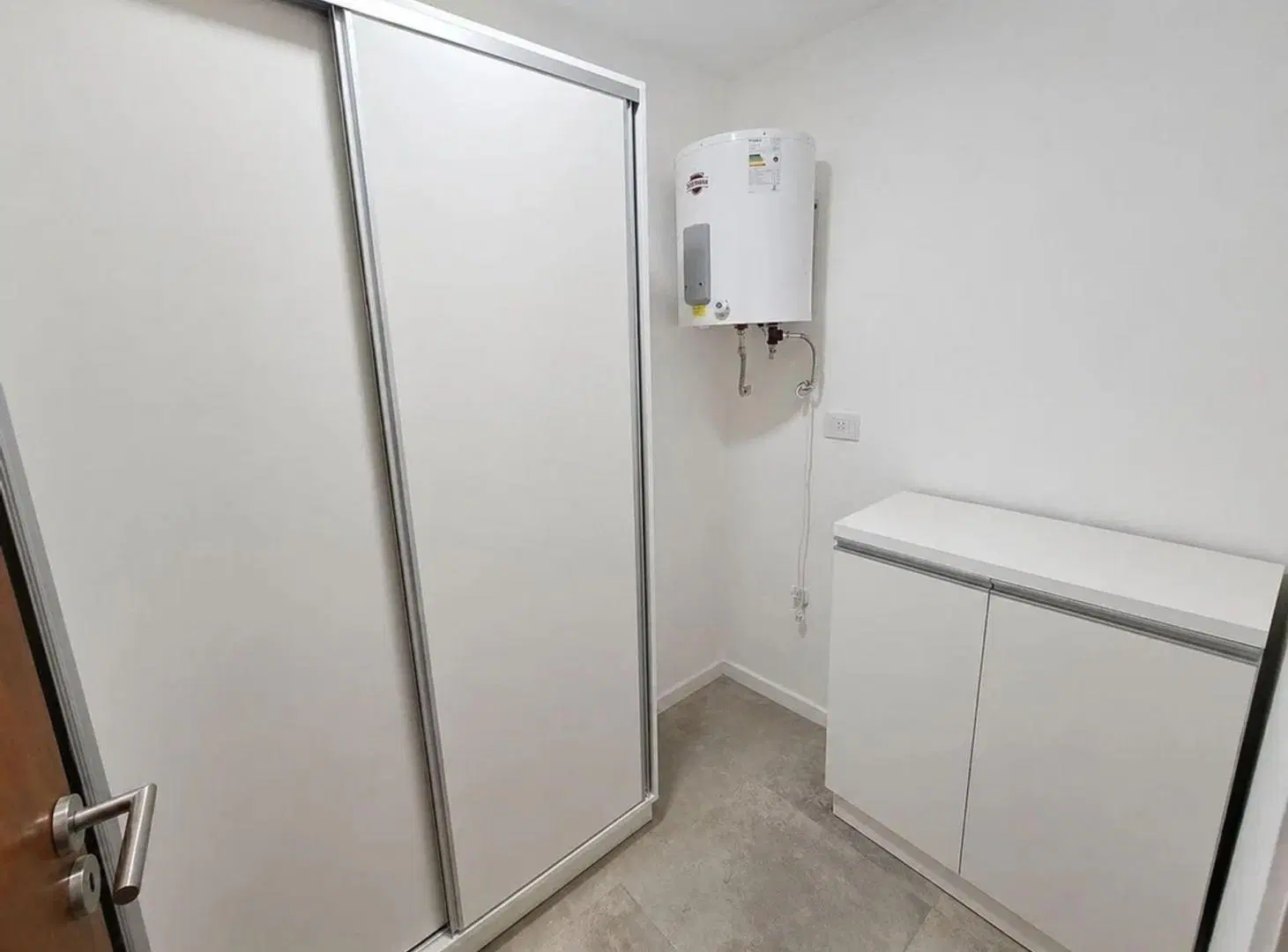 Dpto de 1 dormitorio en alquiler con cochera Stoto 5