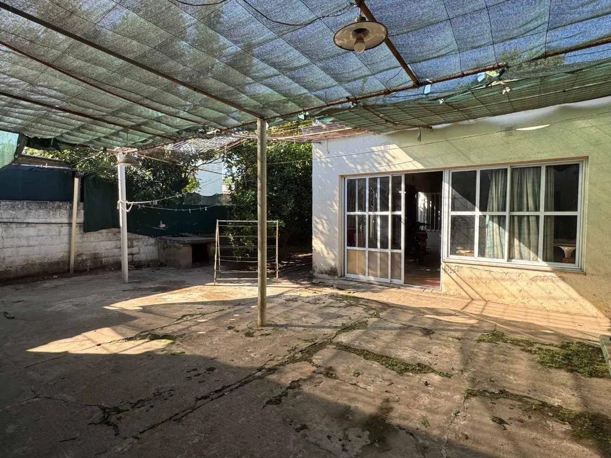SE VENDE CASA 2 DORMITORIOS EN SANTO TOME 8
