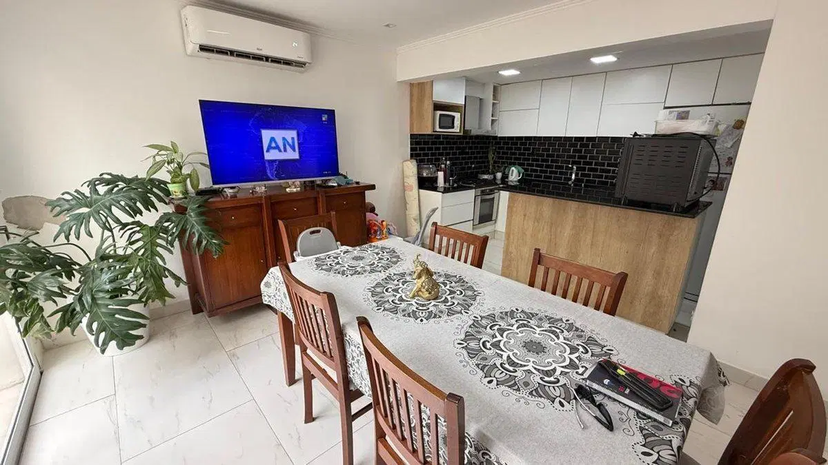 CASA INTERNA UNICA DE 3 DORM. EN COSTANERA 3