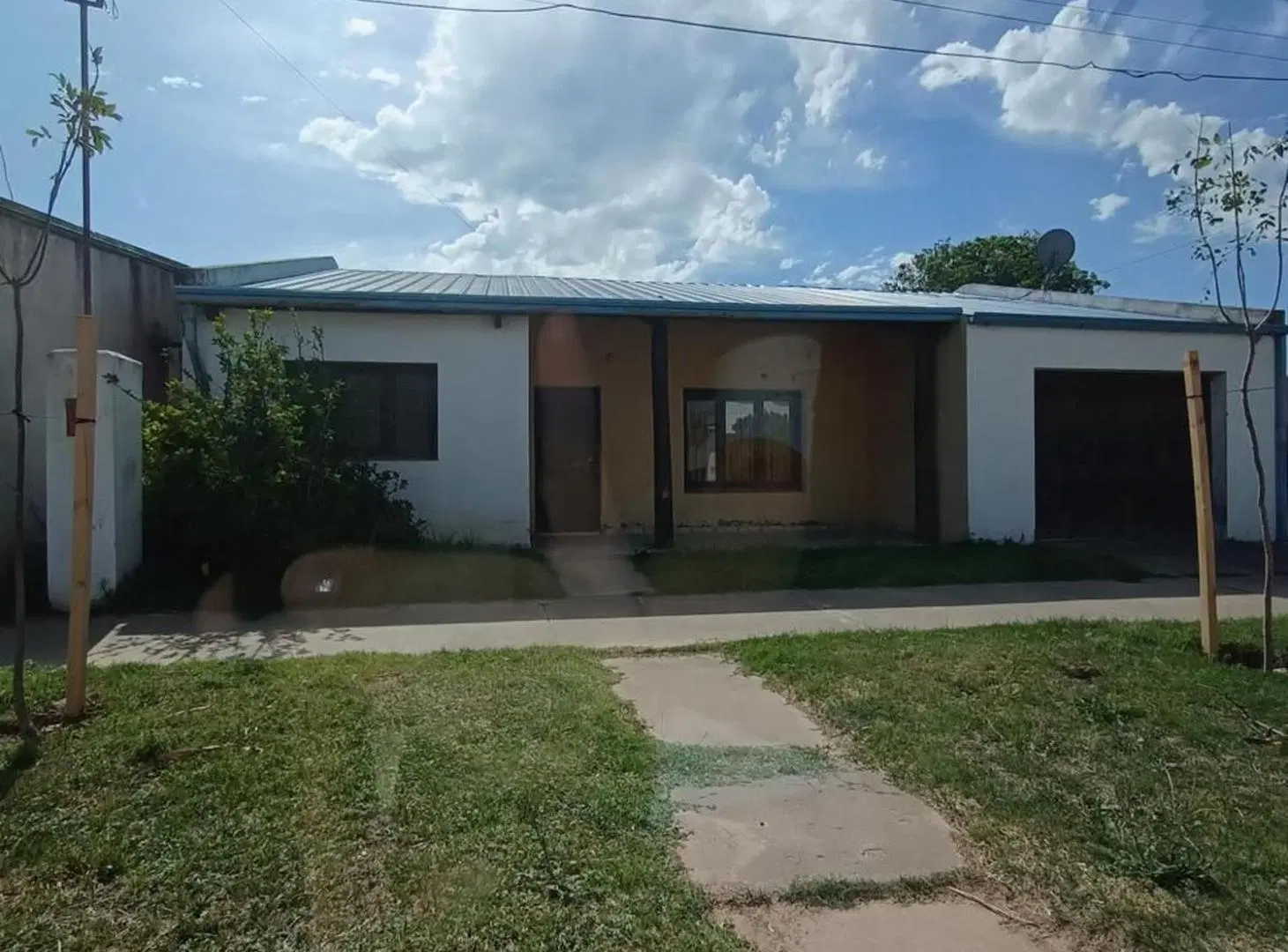 SE VENDE CASA CENTRICA EN VILLA MINETTI 2