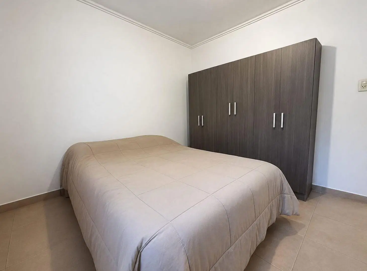 SE VENDE DEPARTAMENTO - SANTO TOME 5