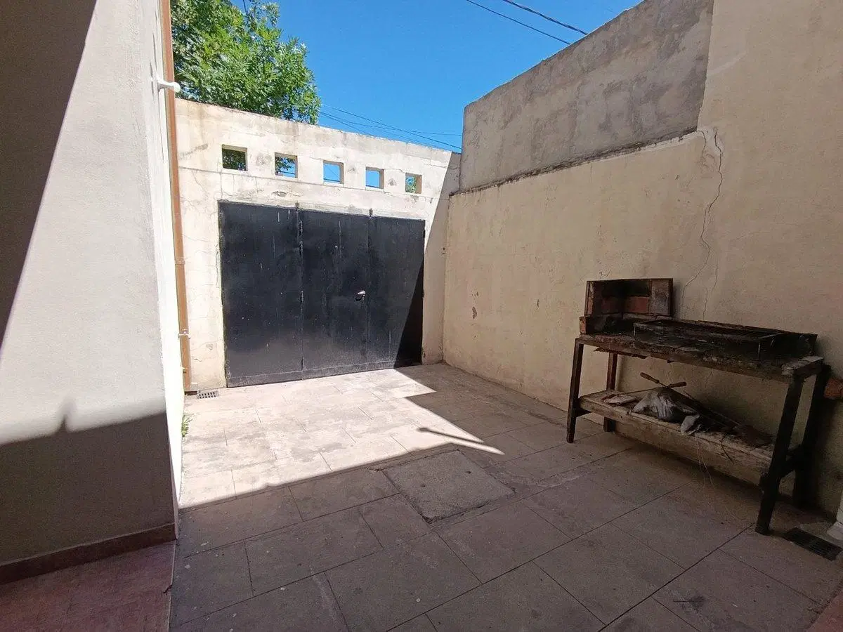 VENTA DEPARTAMENTO 2 DORMITORIOS Y COCHERA 4