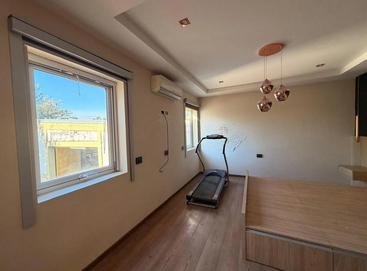 VENTA - CASA PREMIUM SOBRE AVENIDA PEÑALOZA 5