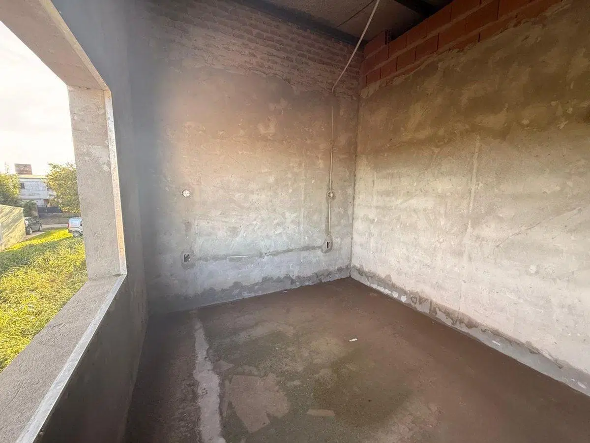 Se vende casa en construcción en Santo Tomé 3