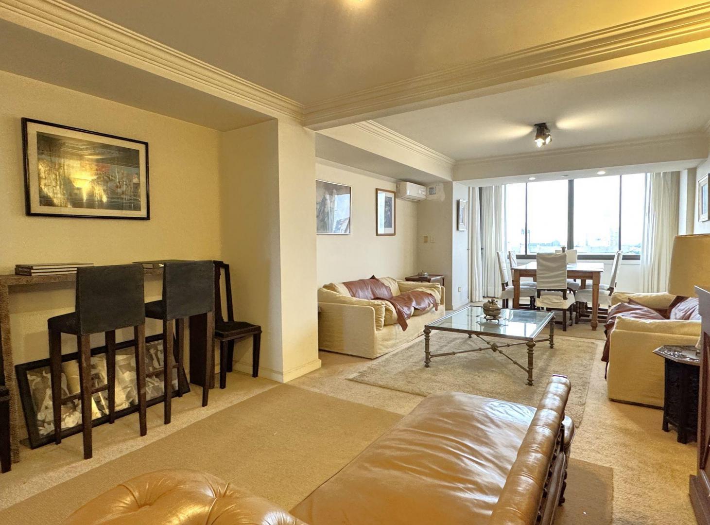 Foto de SE VENDE PISO COMPLETO 3 DORM EN ZONA CENTRO, imagen 1