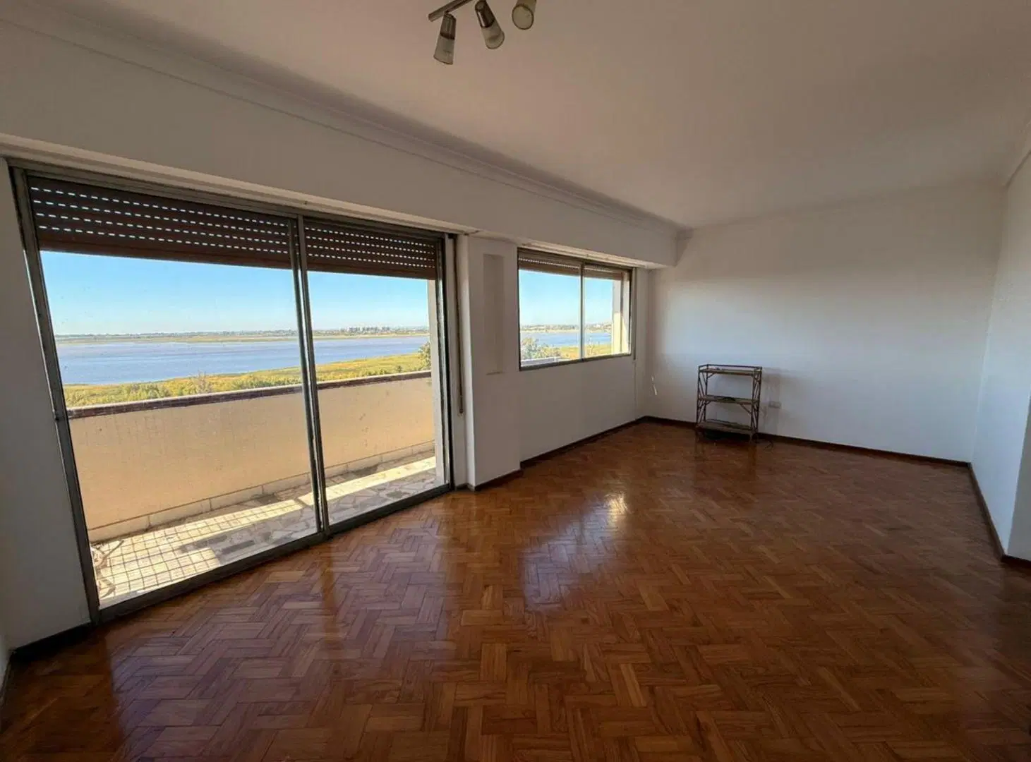 Exclusivo departamento en la Costanera Santafesina 5