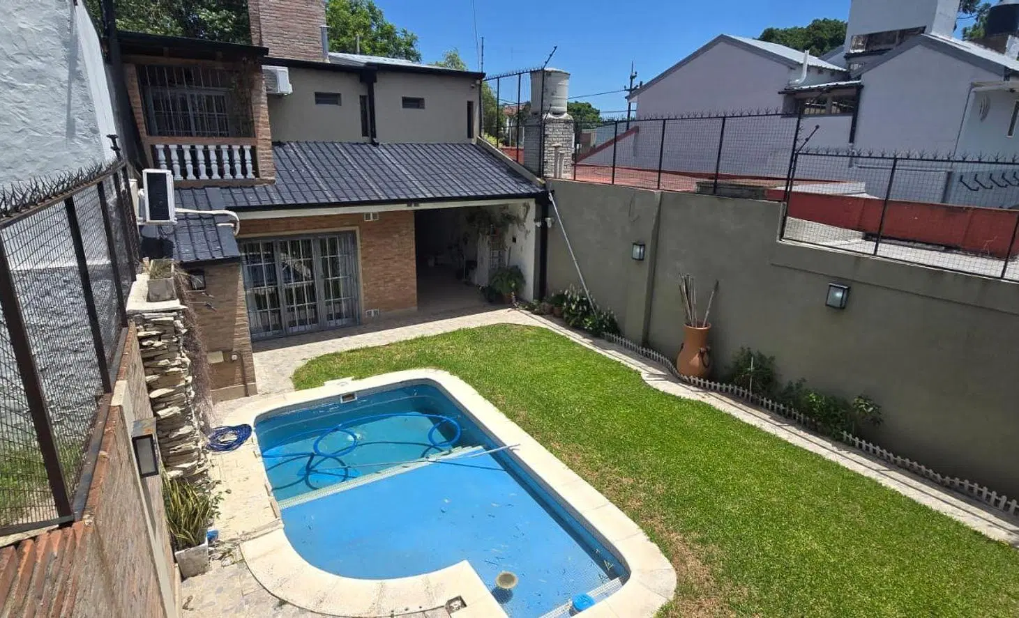 Se vende casa de 3 dormitorios en Santa Fe 8