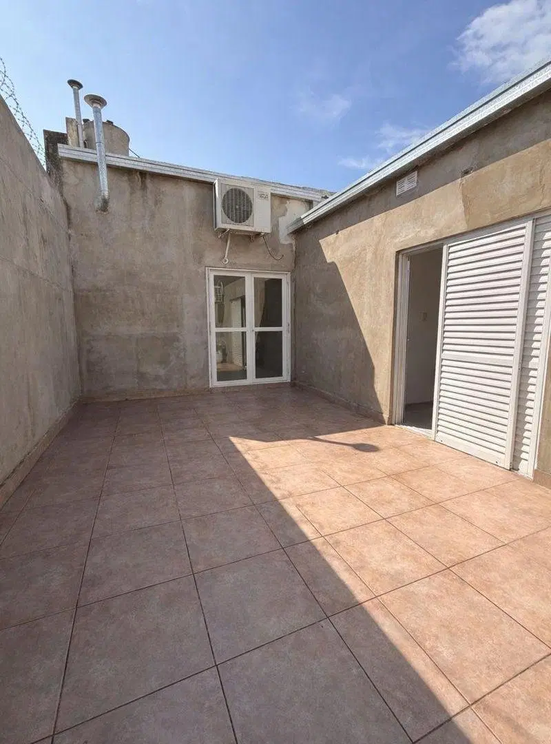 Venta Casa Planta Alta en Santo Tome 2