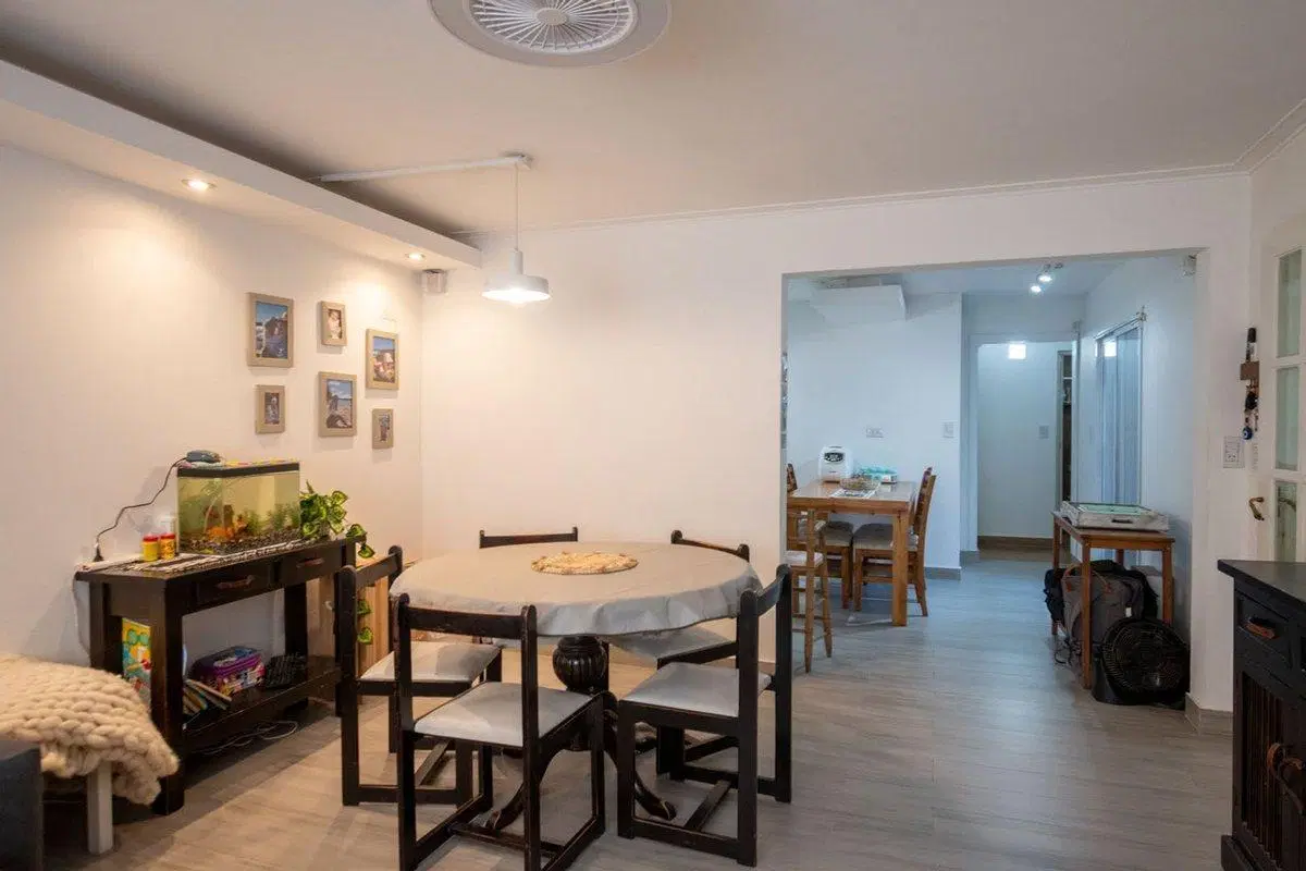 CASA DE 3 DORM. QUINCHO Y COCHERA EN VENTA 3