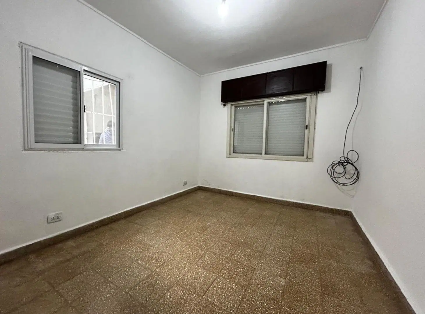 SE ALQUILA - J J PASO 4048 Bº CHALET 5