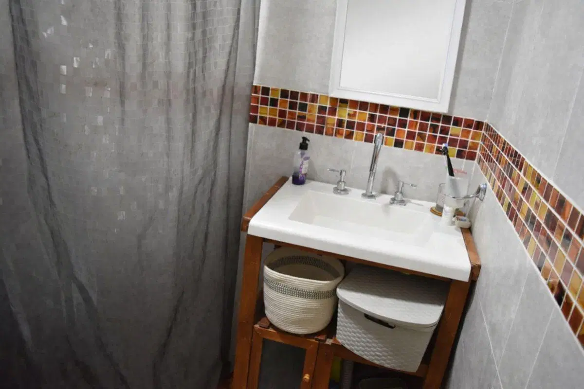 Venta de casa en Cabaña Leiva con patio 5