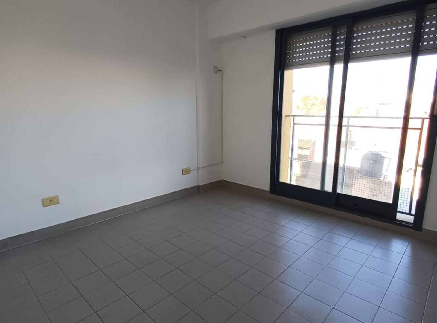Foto de Se Alquila departamento de 1 Dormitorio zona Sur, imagen 1