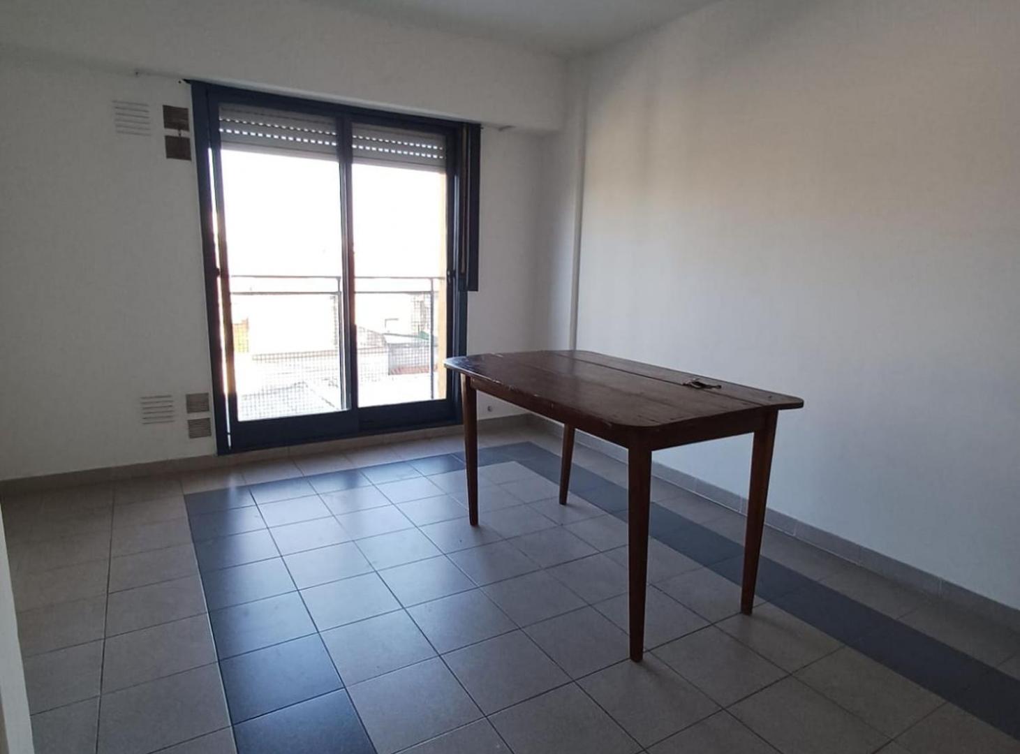 Foto de Se Alquila departamento de 1 Dormitorio zona Sur, imagen 5
