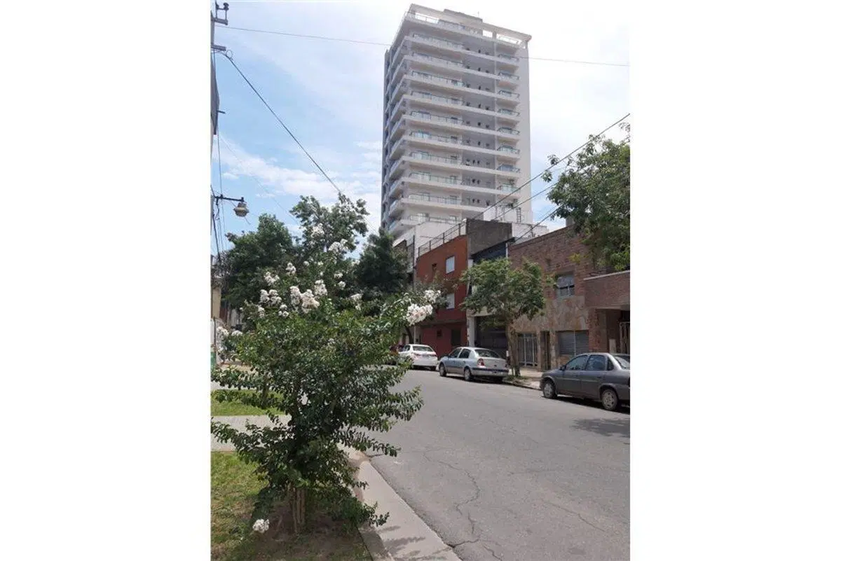 SE VENDE COCHERA EN TORRE PLATINA SANTA FE 2