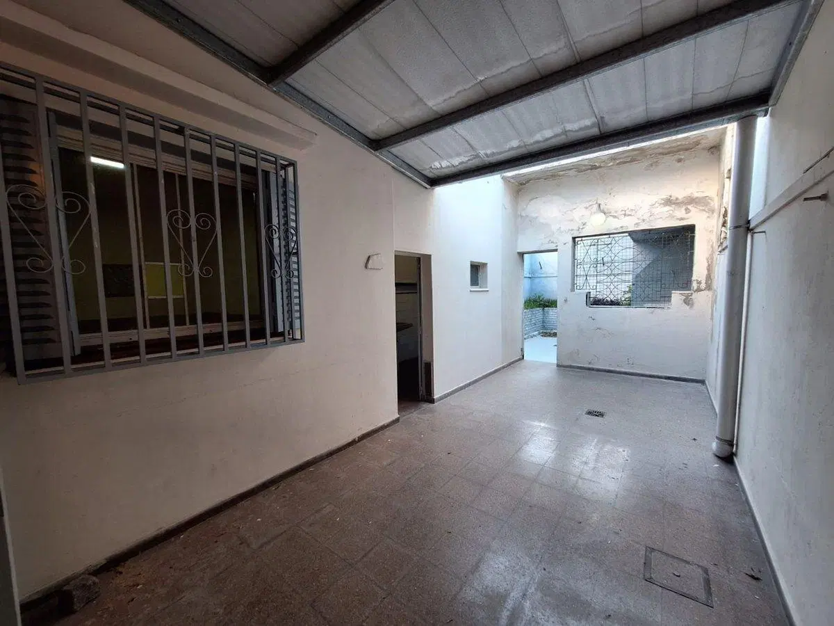 DEPTO INTERNO 2 DORM. (PATIO C/ASADOR) BARRIO SUR 4