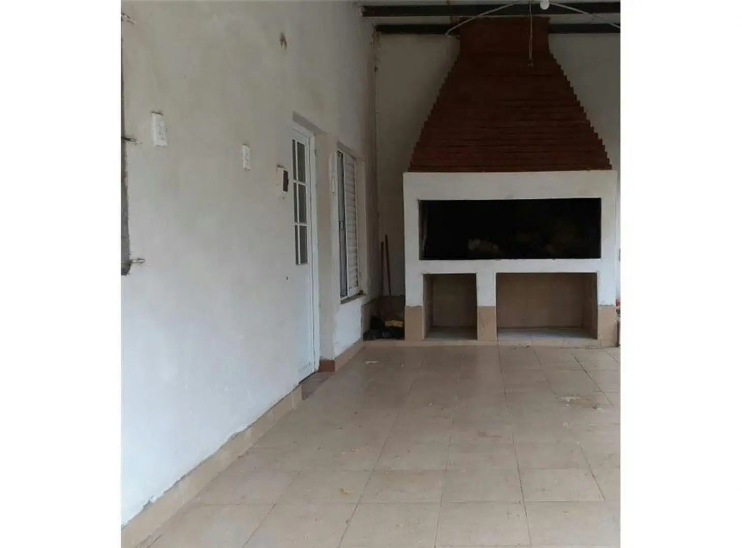 SE VENDEN 3 PROPIEDADES EN BARRIO ADELINA OESTE 8