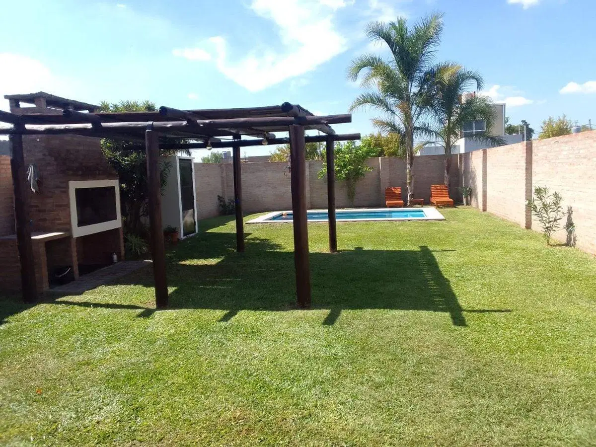 QUINTA BOUTIQUE AMOBLADA EN SAUCE VIEJO 3