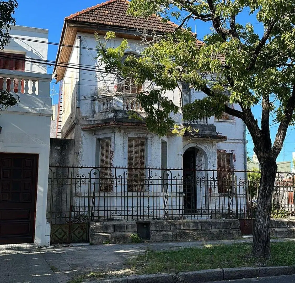 Venta casa a refaccionar 3 de Febrero 3400 2