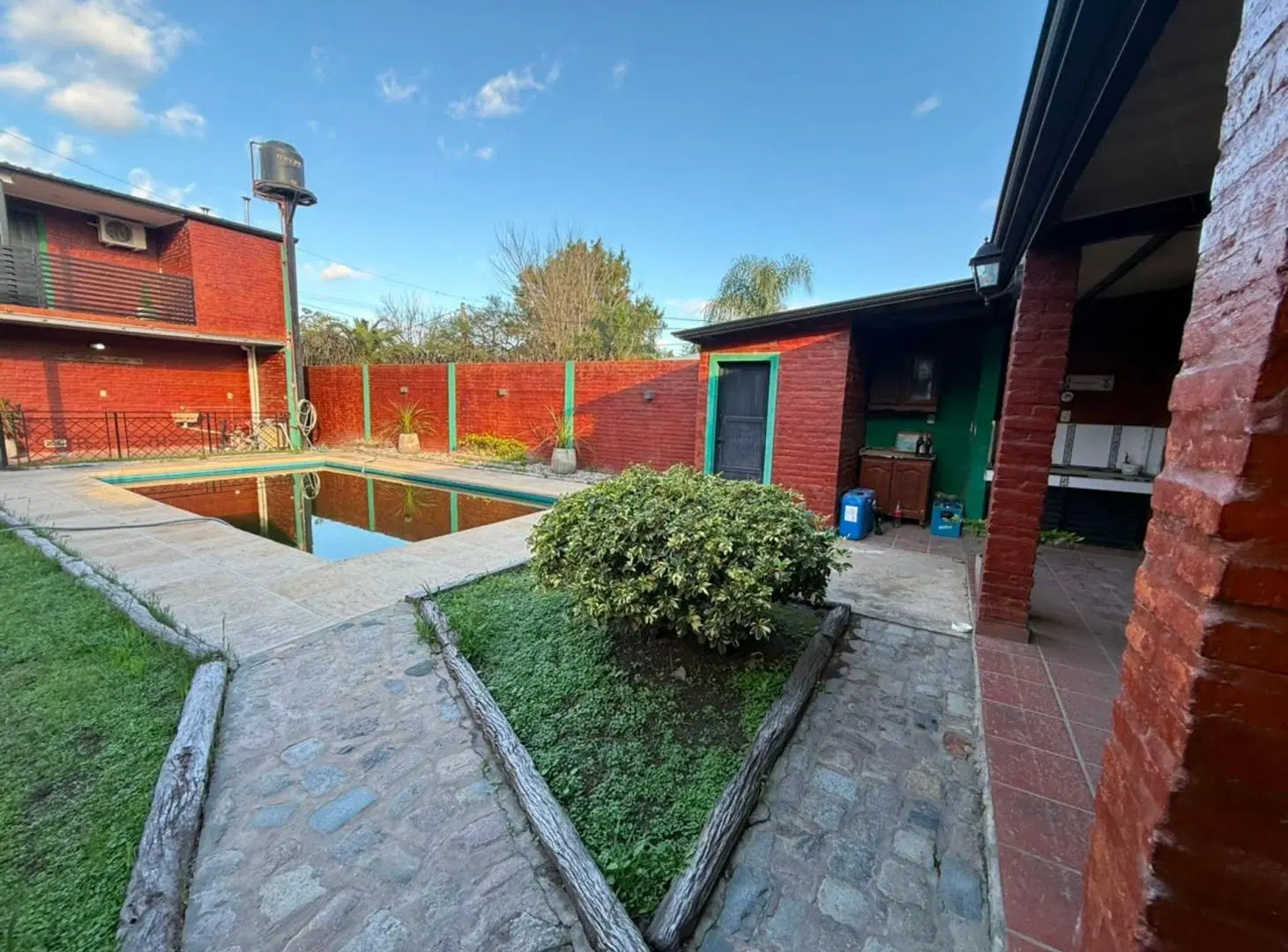 CASA EN VENTA EN SAUCE VIEJO! JORGE NEWBERY 2