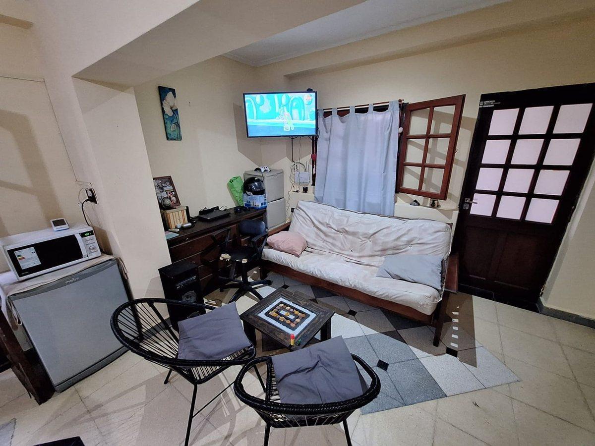 Foto de VENTA DE DESARROLLO 4 DEPTOS IDEAL P/INVERSIÓN, imagen 2