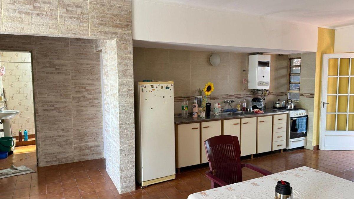 Foto de SE VENDE CASA INTERNA CON PATIO Y COCHERA, imagen 5