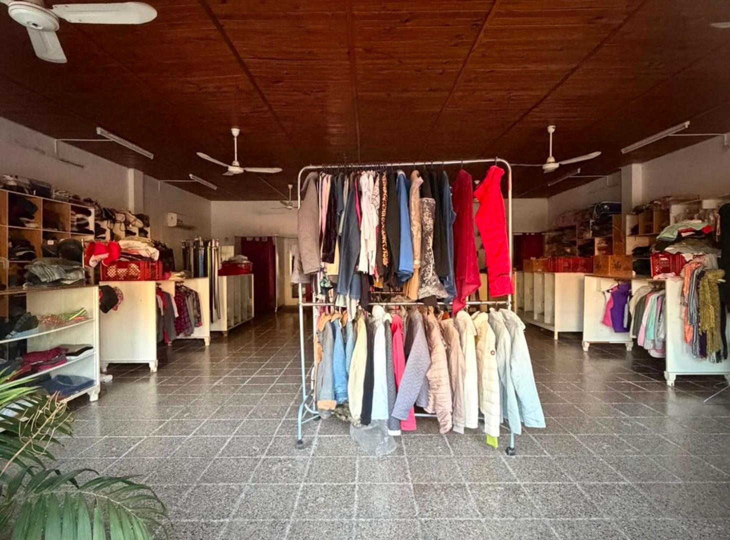 Foto de SE VENDE LOCAL COMERCIAL EXCELENTE UBICACION, imagen 1