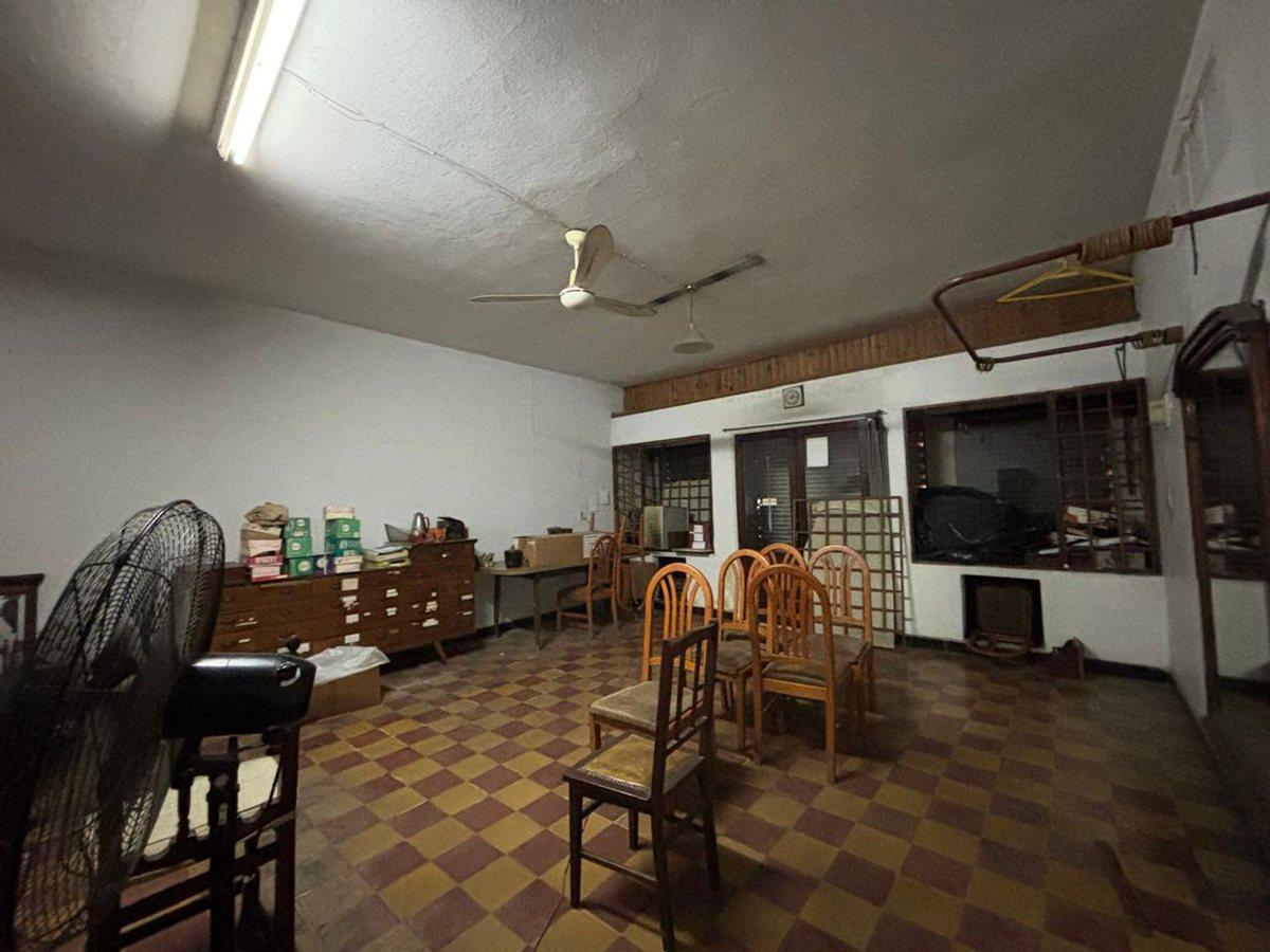 Foto de Local + Vivienda con Gran Potencial, imagen 1