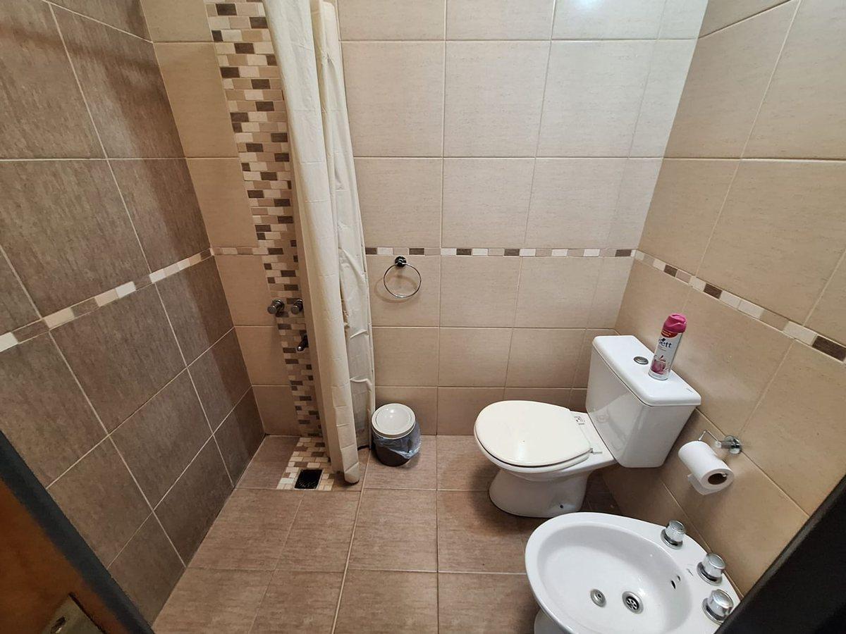 Foto de VENTA DE DESARROLLO 4 DEPTOS IDEAL P/INVERSIÓN, imagen 5