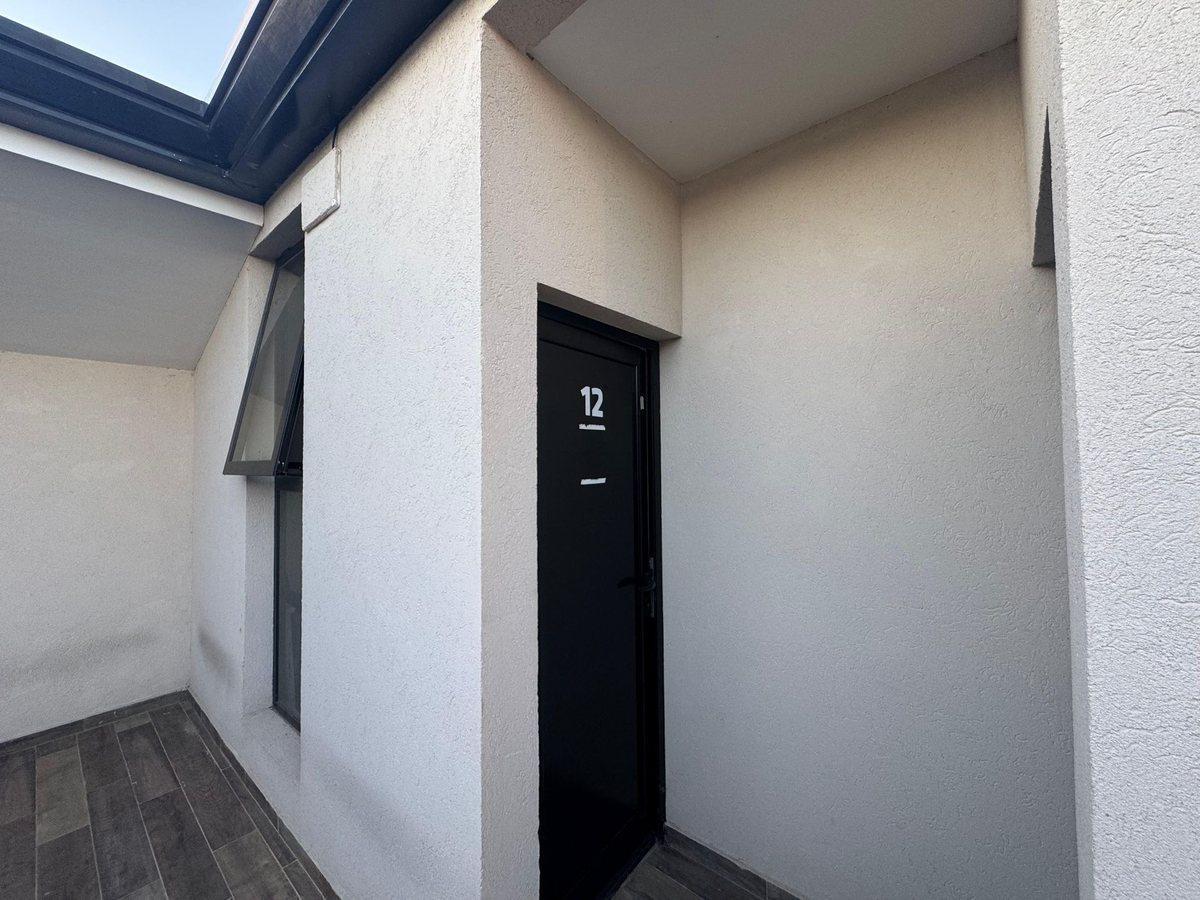Foto de VENTA DEPARTAMENTO CON BALCÓN, imagen 1