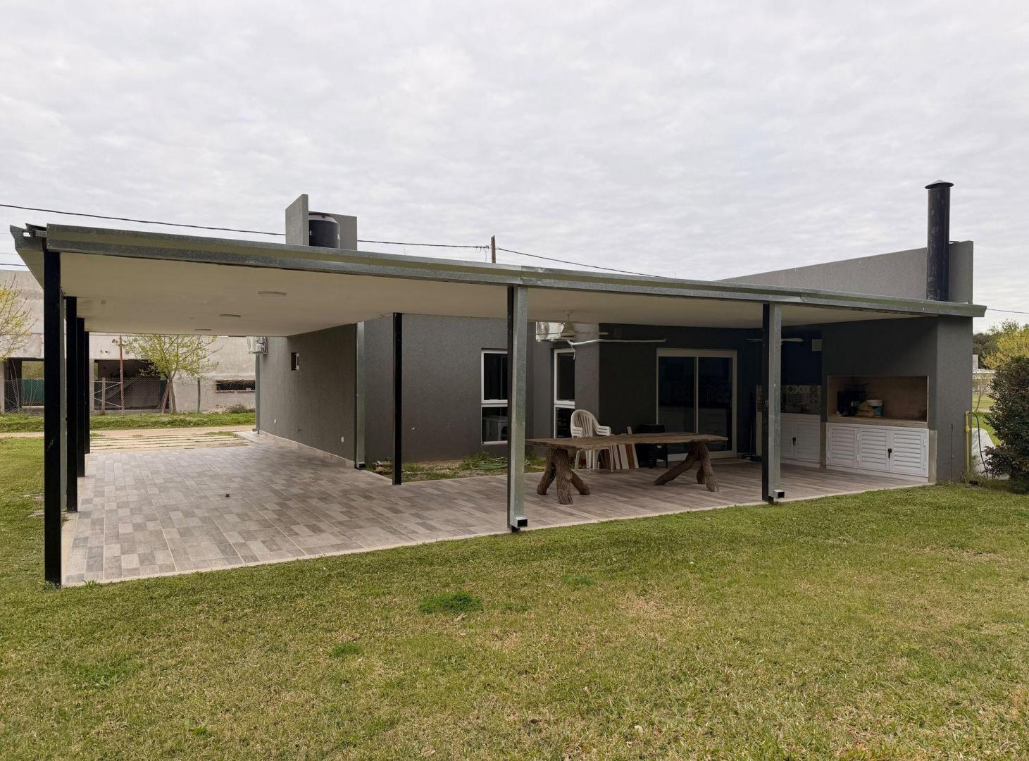 Foto de VENTA - CASA 2 DORM. EN B° LA HUEYA, CAIMA, imagen 5
