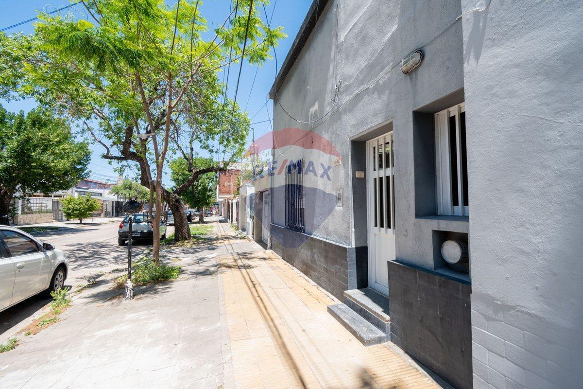 Foto de Casa en venta 2 dormitorios y patio en planta baja, imagen 1