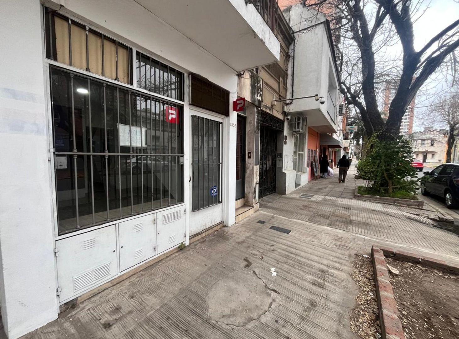 Foto de Se alquila local comercial a metros de Boulevard!, imagen 1