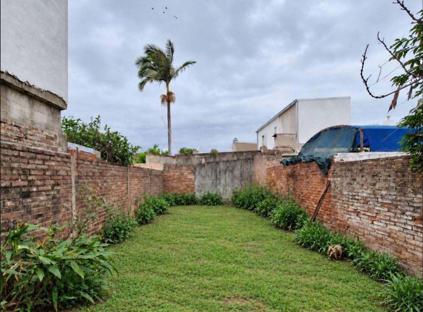 Foto de En venta casa con patio verde, imagen 3