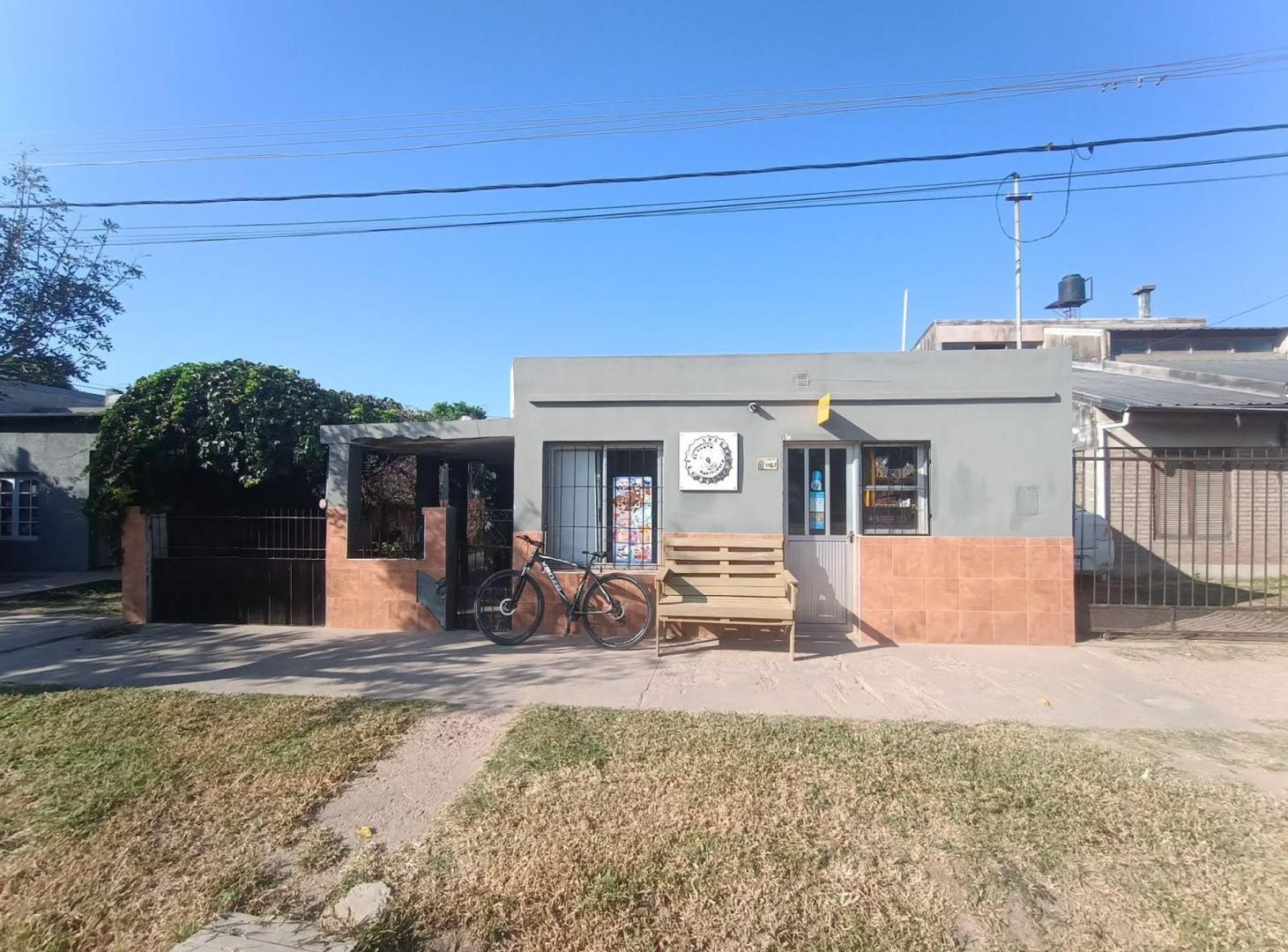 Foto de Se vende casa sobre avenida Minetti, imagen 1