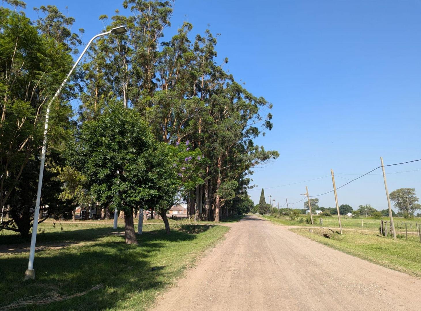 Foto de SE VENDE LOTE EN GDOR CANDIOTI! BUENA UBICACION, imagen 4